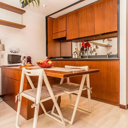Living - Via Fiori Chiari 26 Apartament Mediolan