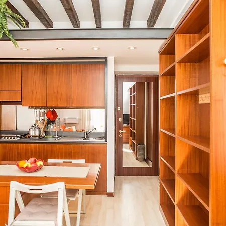 Apartment Living - Via Fiori Chiari 26
